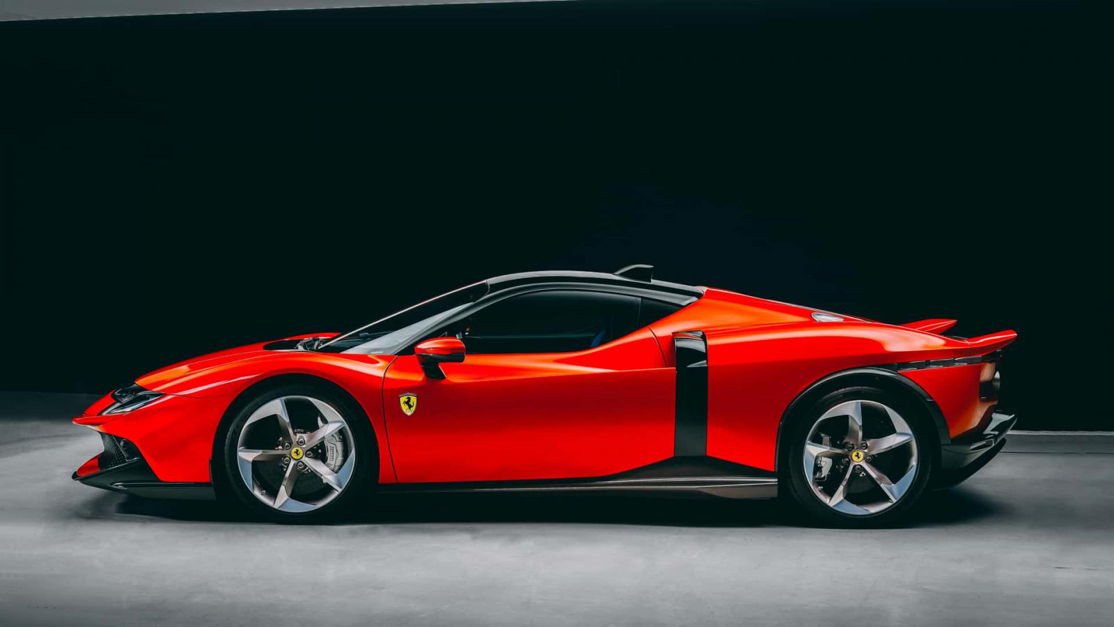 Η Ferrari Testarossa επέστρεψε ως ηλεκτροκίνητη με 1.050 ίππους